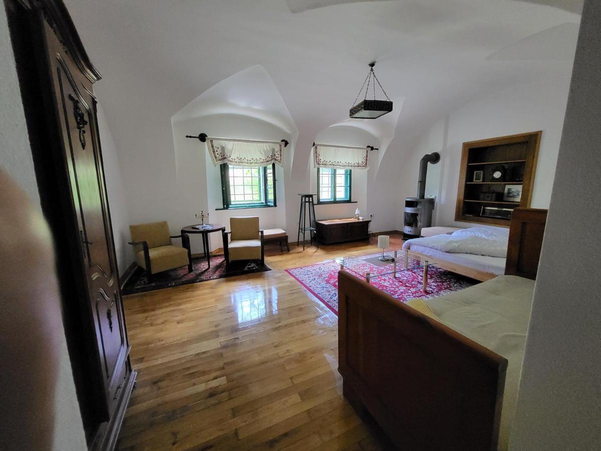 Apartma 5 Radovljica Luaran gambar